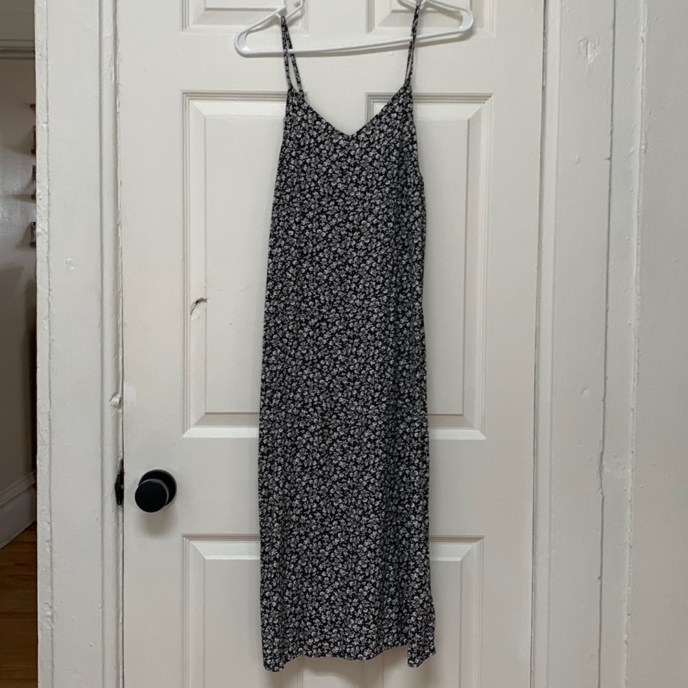 Old Navy Small MIDI Dress